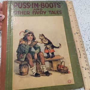1922 Puss in Boots & Other Fairy Tales  Saalfield Publishing Co.